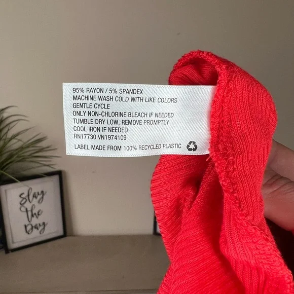 Sleeveless Ribbed Bodysuit - Picture 8 of 8